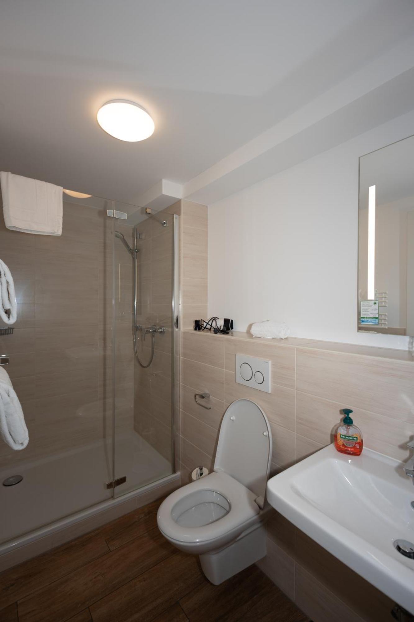 Isarwinkel Hotel Geretsried Luaran gambar